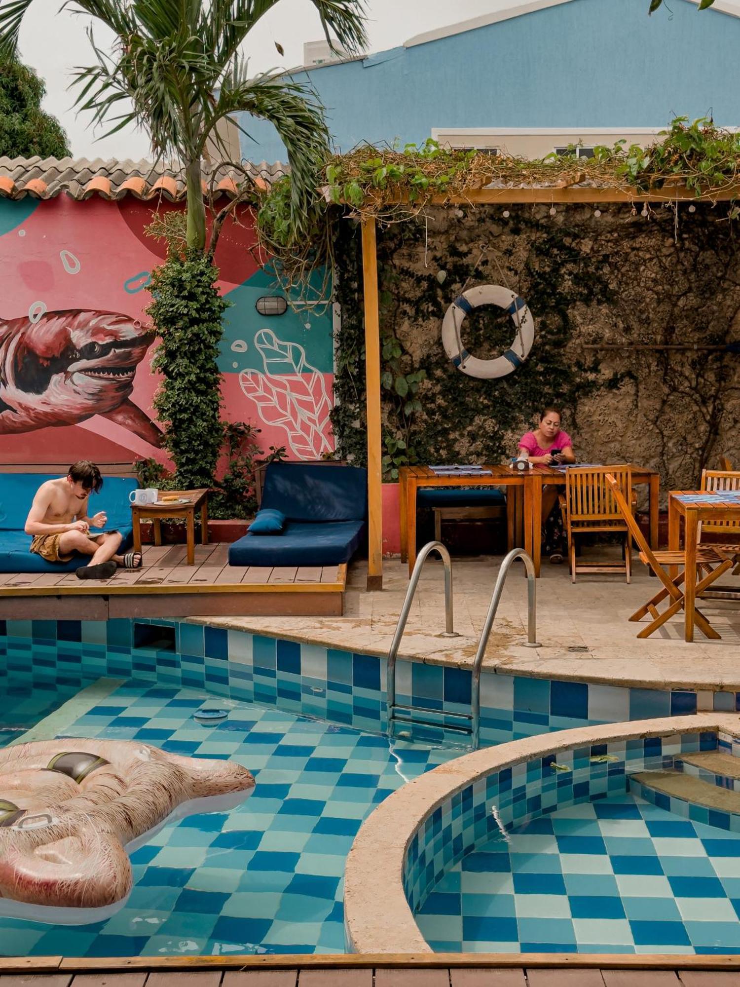 Casa Del Puerto Hostel & Suites Картахена Экстерьер фото