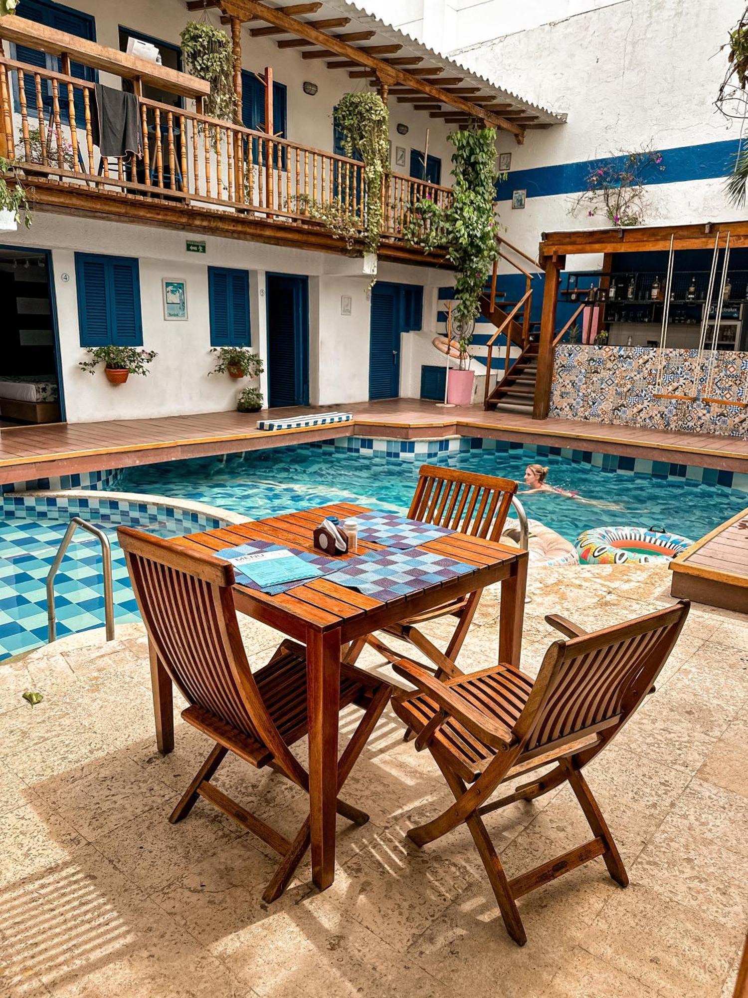 Casa Del Puerto Hostel & Suites Картахена Экстерьер фото