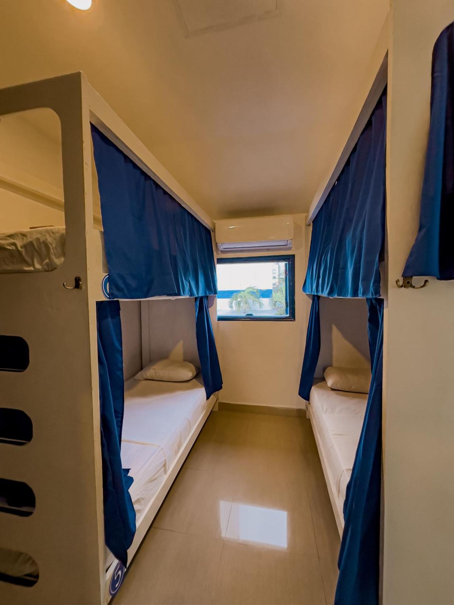 Casa Del Puerto Hostel & Suites Картахена Номер фото