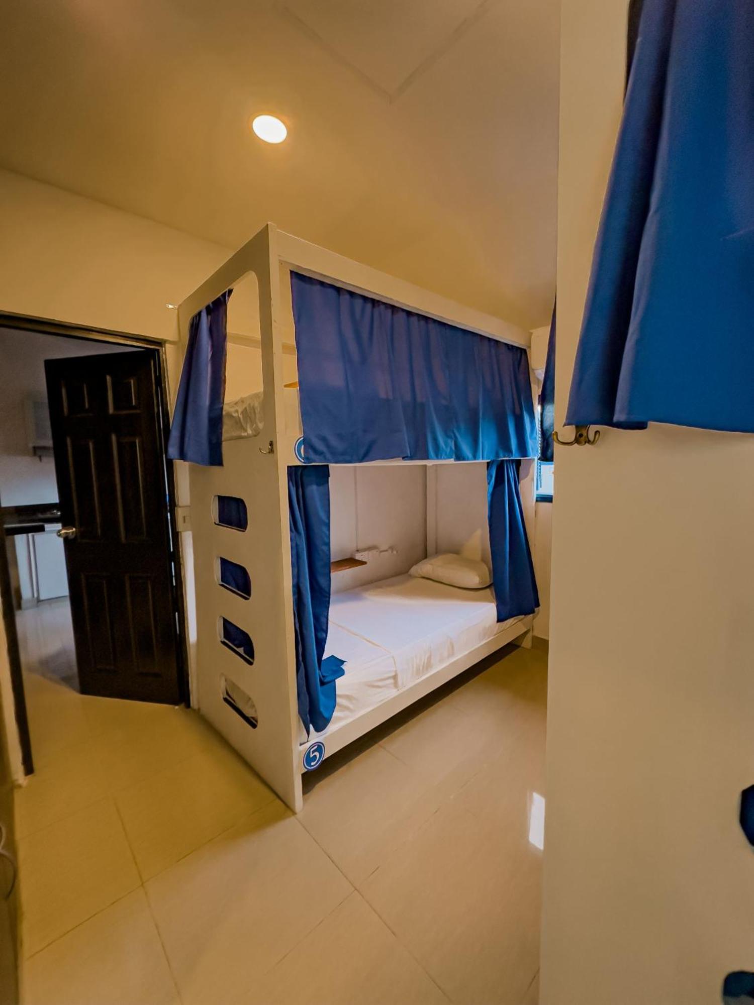 Casa Del Puerto Hostel & Suites Картахена Номер фото