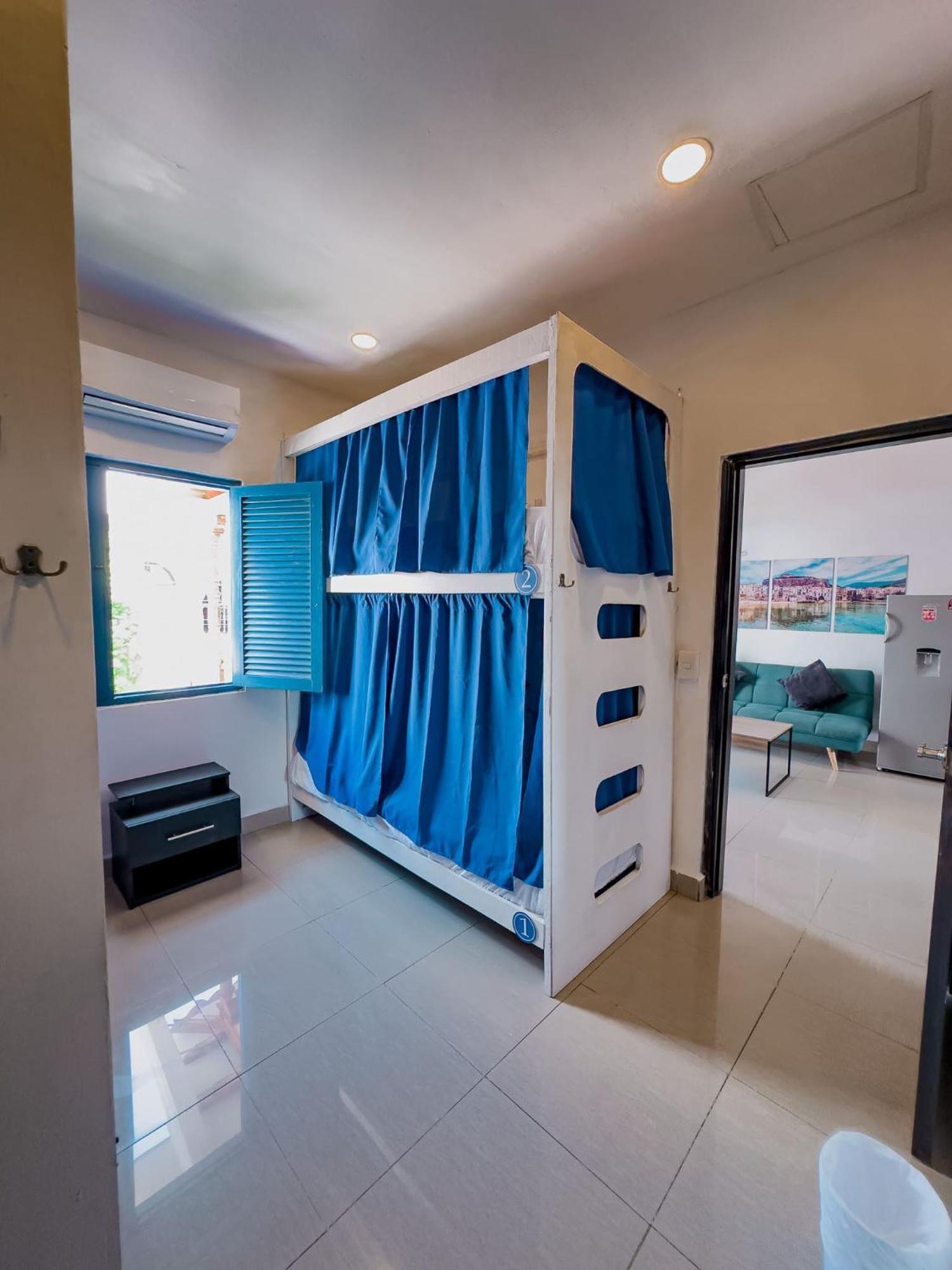 Casa Del Puerto Hostel & Suites Картахена Номер фото